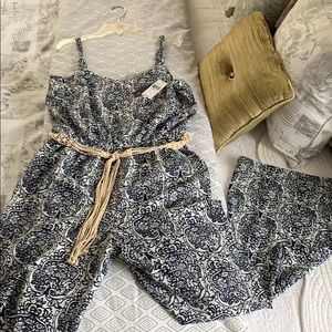 NWT Lightweight Jumper